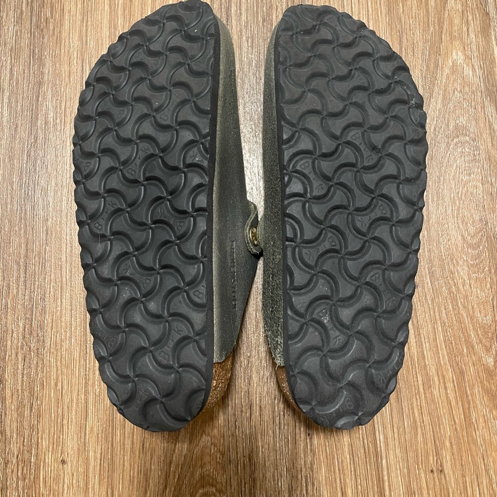 Metallic Birkenstock Clogs - Picture 3 of 3